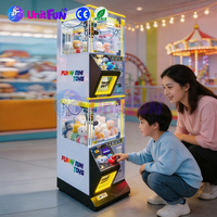 Owatch Mini Machine à grue de peluches, machine de jeu d'arcade à monnayeur pour centre commercial et aire de jeux pour enfants
