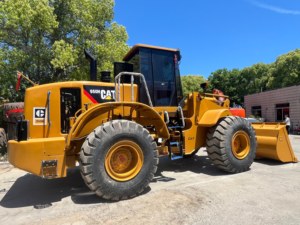 Cargadora de ruedas mediana Cat 950H usada, pocas horas de uso, original de Japón, modelo clásico de alta resistencia, eficiente para canteras y construcción. - Product Image 5