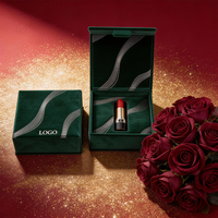 Scatola Regalo Personalizzata in Velluto Rosso con Design Ispirato alle Ventagli e Linee in Rilievo per Branding in Stile Cinese