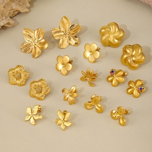Bijoux de mode, boucles d'oreilles en acier inoxydable plaqué or 18 carats, imperméables, design de créateur, grandes boucles d'oreilles à fleurs pour femmes - Product Image 2