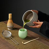 YUBIN Ensemble Cadeau Classique Japonais en Céramique 500ml Écologique pour Matcha : Bol, Fouet, Support Chasen, Tamis et 5 Pièces d'Ustensiles de Boisson