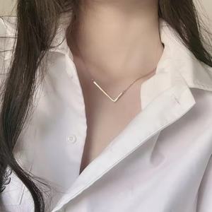 Colliers pendentifs alphabet tendance 26 lettres anglaises pour femmes, bijoux personnalisés - Product Image 5