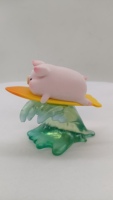 Ornement créatif cochon sur planche à roulettes, figurine en PVC d'animal de dessin animé mignon, décoration pour la maison, le bureau ou la voiture, jouet cadeau