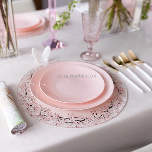 Assiettes de présentation en acrylique élégantes, carrées, de 13 pouces, en blanc, argent, vert, bleu, rose, <span class=keywords><strong>rouge</strong></span>, noir, pour mariage, en vrac - Product Image 1