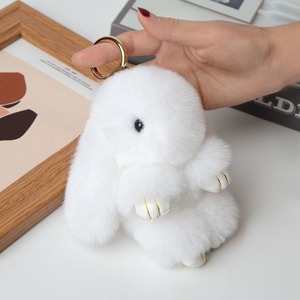2026 Poupée Lapin 18 cm en Fausse Fourrure Douce et Mignonne, Pompon Moelleux, Pendentif Peluche, Porte-clés pour Voiture et Sac, Accessoire Lapin Pompon Moelleux - Product Image 4
