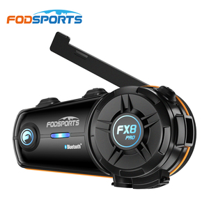 ระบบอินเตอร์คอมสำหรับหมวกกันน็อคมอเตอร์ไซค์ Fodsports <span class=keywords><strong>FX8</strong></span> <span class=keywords><strong>Pro</strong></span> พร้อมพลาสติก ABS ระยะ 2000 ม. รองรับ 8-10 คน ช่องเสียบ USB Type-C สำหรับขับขี่ออฟโรด - Product Image 1