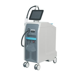 Équipement professionnel de salon de beauté pour l'amélioration et l'élimination des taches cutanées vieillissantes par laser à longueurs d'onde 755 nm et 1064 nm - Product Image 4