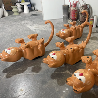 Table basse personnalisée en fibre de verre FRP avec personnage de dessin animé, grande sculpture de chat orange, table d'appoint pour promotion de marque et hôtels