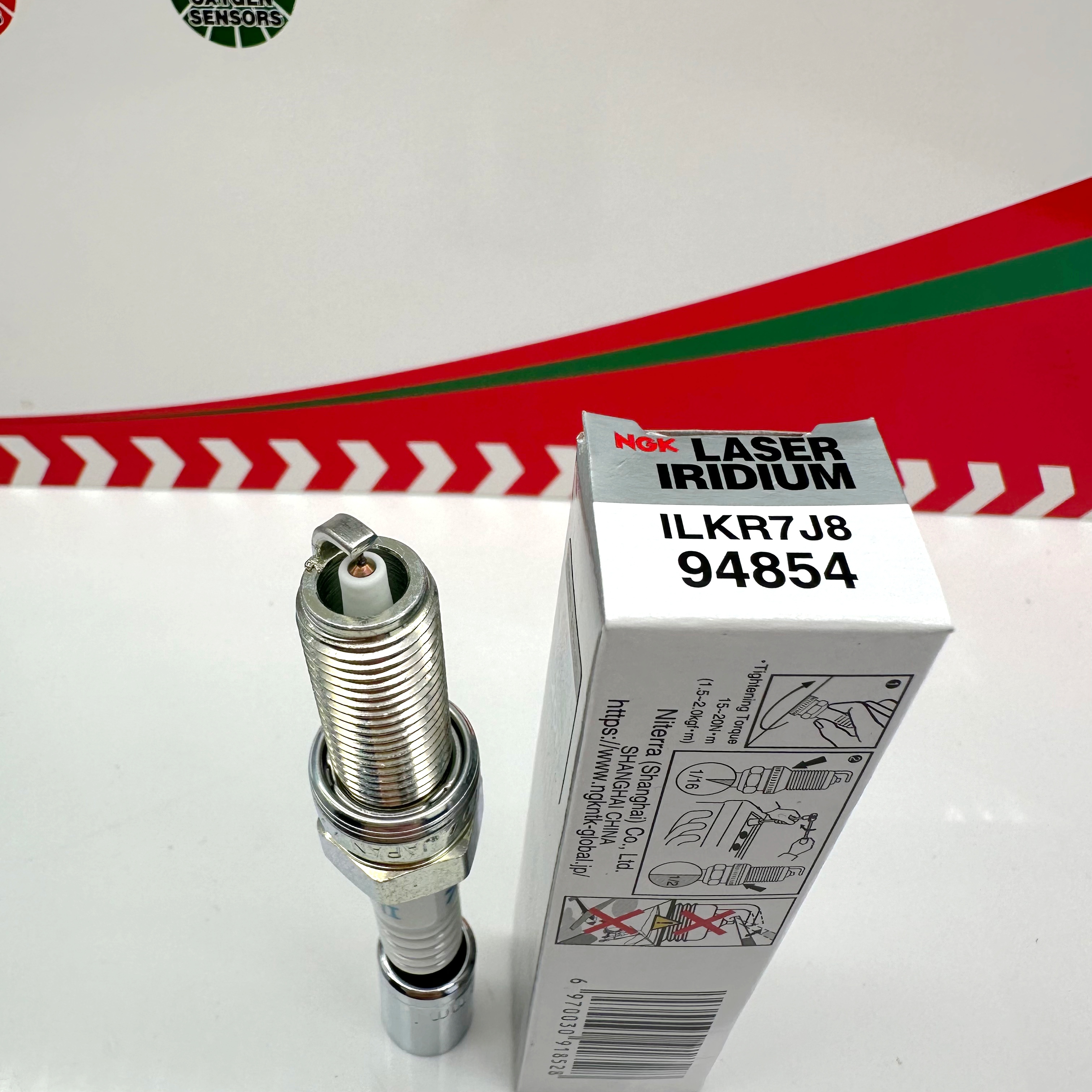 Original NGK ILKR7J8/94854 Spark Plug for AACHEN SCHNITZER X6 E71