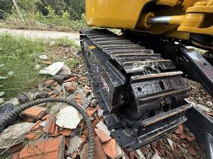 Excavatrice Komatsu PC20 de haute qualité, faible nombre d'heures de travail, adaptée à l'ingénierie/agriculture, en vente. - Product Image 6