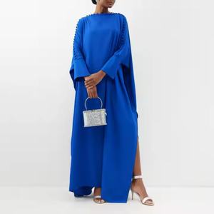 Robe ample islamique boutonnée avec fente latérale en crêpe pour femme, vêtement traditionnel musulman - Product Image 1