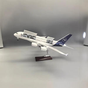 47CM A380 Lufthan Led Version Personnalisable Logo Modèle d'<span class=keywords><strong>Avion</strong></span> <span class=keywords><strong>en</strong></span> Résine avec Portes Ouvrables Cabine Détaillée Airbus Cadeau d'Affaires - Product Image 3