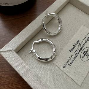 S925 Sterling <b>Silver</b> Korean Style Heavy Buckle Earrings Simple Texture Fashion <b>Hoop</b> Design Wholesale - Product Image 2