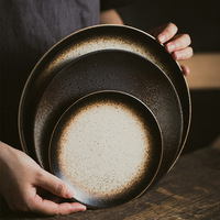 ESTICK Assiette creuse en céramique de style japonais rétro, créative, noire, pour restaurant, avec glaçure colorée personnalisée, assiette en os, assiette de table