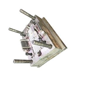 Moldes de inyección de plástico rígido de policarbonato transparente OEM más vendidos para electrónica de consumo de canal caliente, accesorios de plástico YIOT - Product Image 4