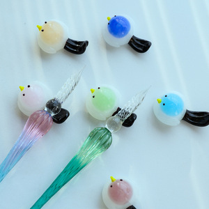 Creativo Mini Soporte para Bolígrafos con Forma de Pájaro, Adorno de Vidrio para Escritorio, Sala de Estar, Hogar, Adorno de Vidrio con Forma de Nube y Pájaro Colorido - Product Image 1