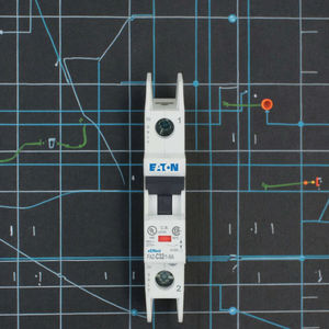 Автоматические выключатели EATON серии FAZ FAZ-C5/1-RT CCC CE UL 15KA 240V для распределения электроэнергии в высотных зданиях - Product Image 3