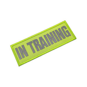 Reflexivo bordado Eco-friendly <span class=keywords><strong>Nylon</strong></span> para Pet Strap Service Dog Training IN-TRAINING Service Dog Patches - Product Image 5