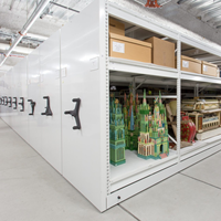 Système mobile compact de stockage optimal pour les collections de musées