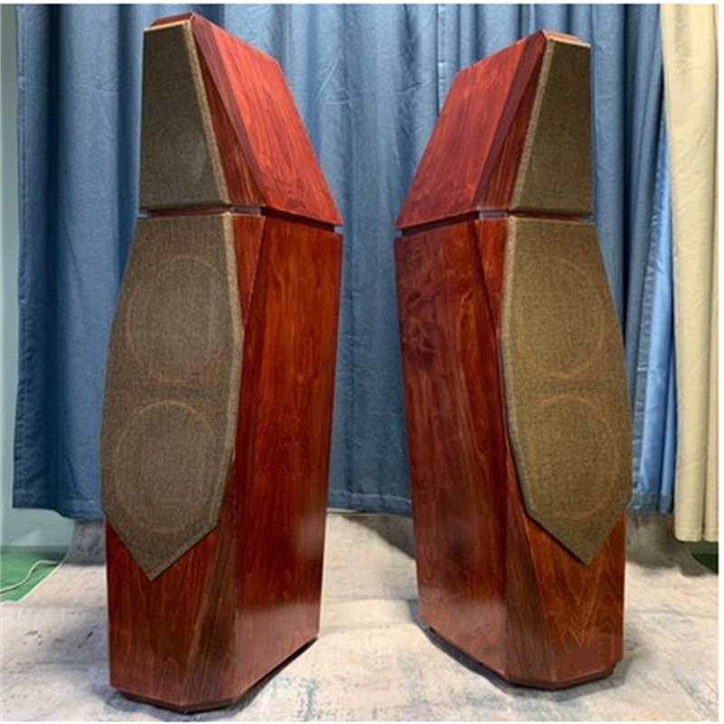 ไม้อัดไม้เรียวสีน้ำตาลแดง