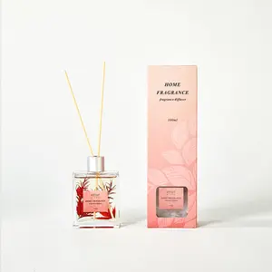 Outstanding design personalized OEM scented air fresher 100ml reed diffuser sticks set with flower inside