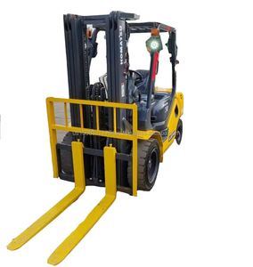 Montacargas Usado Komatsu FD30 de Buen Rendimiento, 3 Toneladas, 3 Metros, 4WD, Diésel, 1 Año de Garantía, Precio Bajo - Product Image 1