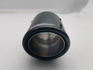 Puntas <span class=keywords><strong>de</strong></span> tubos <span class=keywords><strong>de</strong></span> silenciador <span class=keywords><strong>de</strong></span> <span class=keywords><strong>escape</strong></span> <span class=keywords><strong>de</strong></span> titanio laminado brillante <span class=keywords><strong>de</strong></span> fibra <span class=keywords><strong>de</strong></span> carbono <span class=keywords><strong>de</strong></span> <span class=keywords><strong>precio</strong></span> competitivo <span class=keywords><strong>de</strong></span> fábrica para <span class=keywords><strong>Akrapovic</strong></span> Single - Product Image 2