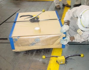 Tela Tejida Protectora Contra la Oxidación, Papel VCI Recubierto <span class=keywords><strong>de</strong></span> Poliéster, Tira Reforzada Antióxido para Envolver Acero y Empaquetar Múltiples Metales - Product Image 4