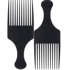 Peignes <span class=keywords><strong>afro</strong></span> professionnels noirs à dents larges avec manche en plastique pour hommes, marque privée, vente en gros pour salon de coiffure - Product Image 2