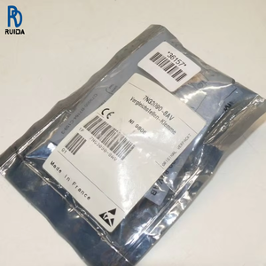 7NG3090-8AV 7NG3090 8AV Terminal de punto de referencia Módulo de control de automatización industrial Accesorio PLC - Product Image 1