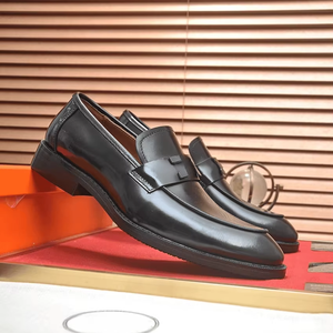 Zapatos Oxford con Parte Superior de Cuero Vacuno de Grano Completo, Suela de Goma, Entresuela de Goma Espumada/Látex, Cuero Vacuno de Grano Completo/Tela - Product Image 1