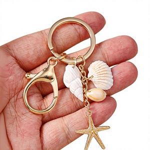 Vietnam Handmade Natural Seashell Keychain Beach Gift Marine Decor Promotional Key <b>Ring</b> OEM ODM Manufacturer - Product Image 1
