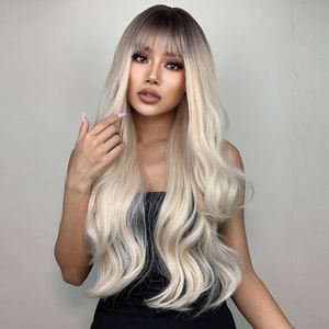 Perruques synthétiques Ainizi de 28 pouces, longues, ondulées, blondes avec racines foncées, résistantes à la chaleur, pour patients atteints de cancer - Product Image 2