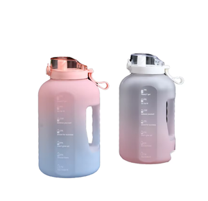 ขวดน้ำเพื่อความสวยงาม2.5L ขนาด2500มล. วิธีการดื่มโดยตรงสำหรับยิมและตั้งแคมป์ - Product Image 5