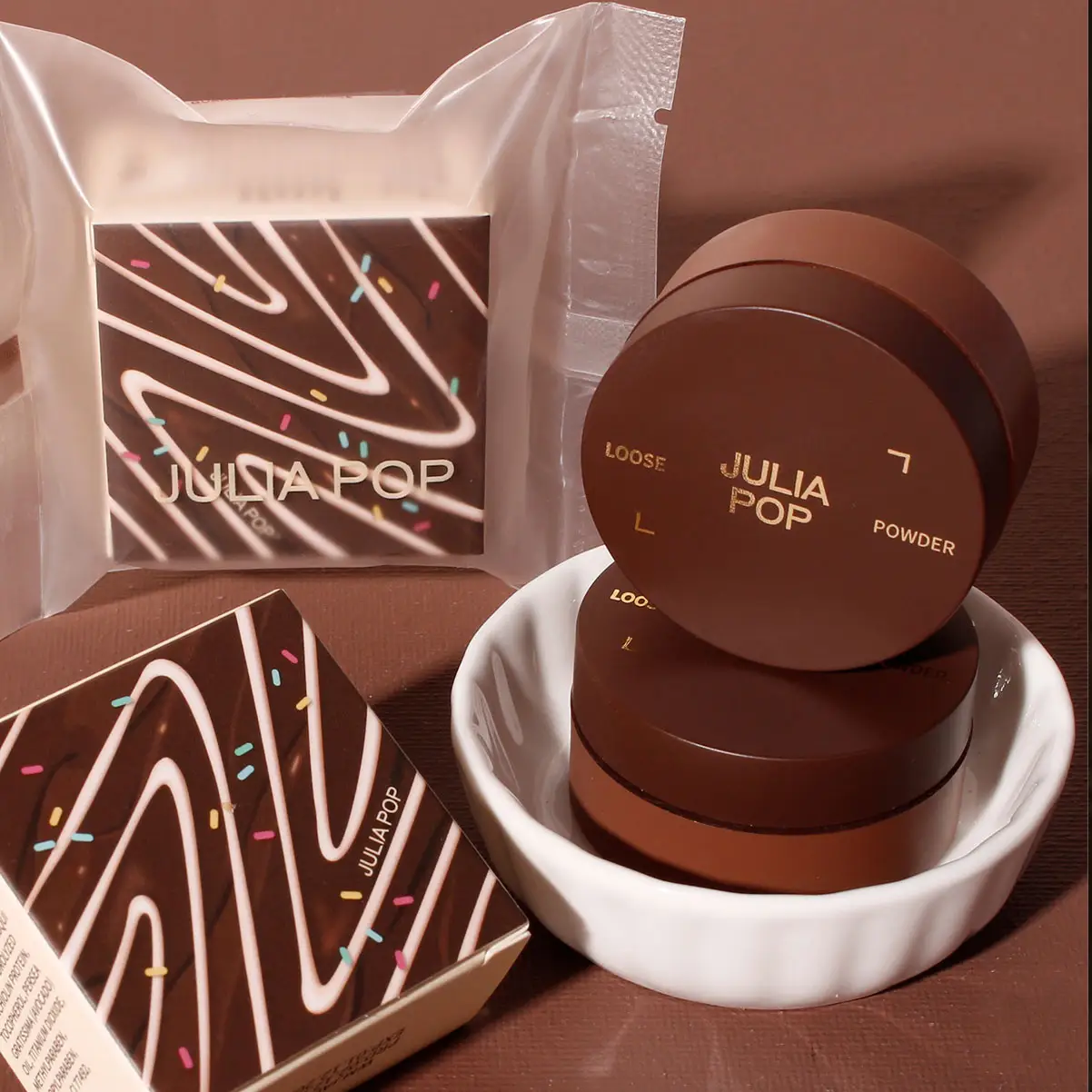 Juliapopカスタムオイルコントロール防水チョコレートシェル固定化粧自社ブランドルースパウダー