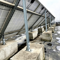Support de montage solaire photovoltaïque en aluminium sur mesure avec base soudée, connecteur en acier profilé en C, accessoires antisismiques pour toiture 60m/s