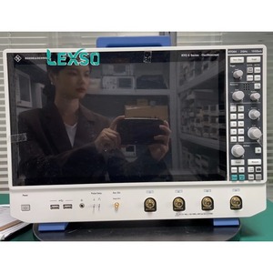 Osciloscopio de Alta Velocidad Rohde & Schwarz RTO64, 1 Millón de Formas de Onda por Segundo xgeqpt - Product Image 2