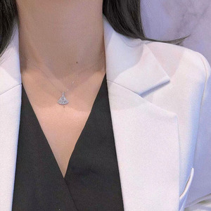 Collana con Ciondolo a Forma di Ventaglio per Donne, Elegante Catena da Collo per Serate alla Moda - Product Image 5