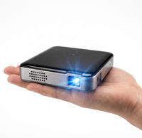 Mini projecteur de poche portable FHD sans fil pour smartphone et ordinateur portable, rechargeable 3800 mAh, idéal pour l'extérieur