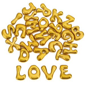 Fabrication en gros de breloques vintage tendance avec lettres de l'alphabet, plaquées or 18 carats, en acier inoxydable, pendentif initial unique, bijoux - Product Image 3