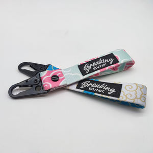 <span class=keywords><strong>Prix</strong></span> d'usine porte-clés personnalisé <span class=keywords><strong>voiture</strong></span> brodée <span class=keywords><strong>marvel</strong></span> porte-clés brodé Jet Tag tissé porte-clés avec votre propre logo - Product Image 3