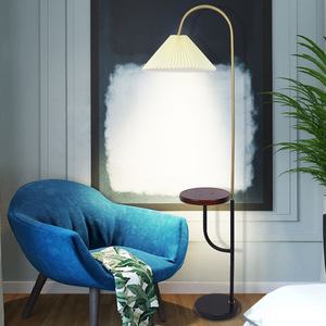 Luminaire LED au sol de style français élégant avec cristal en forme de goutte, design exquis en plumes blanches, petite hauteur réglable, salon - Product Image 4