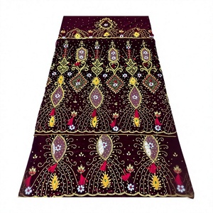 Tela de Terciopelo de Alta Calidad con Cuentas Bordadas, Bordado Intrincado, Decoración con Pedrería, Ecológica, Elegante y Tradicional - Product Image 1