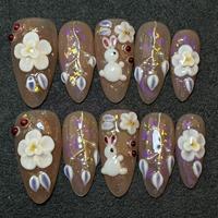 Faux ongles vintage 3D à motifs floraux, perles, forme cercueil moyenne, stiletto, carrés, pour nail art, faits à la main, en acrylique