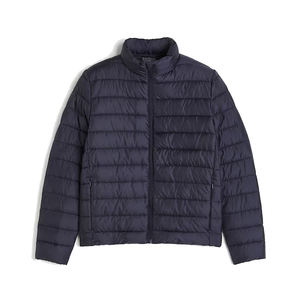 Veste matelassée courte surdimensionnée avec une coque imperméable et un rembourrage thermique pour tous, style streetwear, superposition d'hiver - Product Image 1