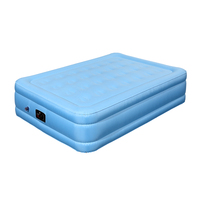 Lit gonflable grand lit à prix direct d'usine, réductions spéciales, faible MOQ, matelas pneumatique en tissu surélevé double avec pompe intégrée