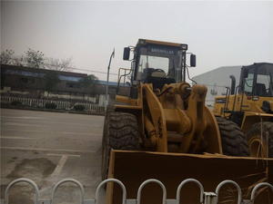 Chargeur frontal CAT 966F d'occasion japonais, capacité nominale de 15 tonnes, puissance de 92 kW, utilisé pour l'exploitation minière - Product Image 5