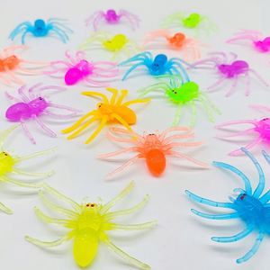 Jouet anti-stress - Araignée réaliste et colorée, idéal pour les farces d'Halloween, les fêtes d'unité des âmes et les accessoires de fête transfrontalière - Product Image 6