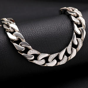 Diamant Hip Hop Vvs Lien <span class=keywords><strong>Pas</strong></span> <span class=keywords><strong>Cher</strong></span> Gra 12mm Acier Inoxydable Moissanite Cubain Lien Chaîne Bracelet Fermoir Hommes - Product Image 5