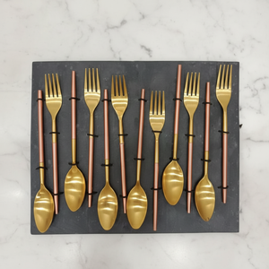 Juego de cubiertos de acero inoxidable hechos a mano, vajilla de alta calidad para hotel, restaurante y servicio de catering - Product Image 1